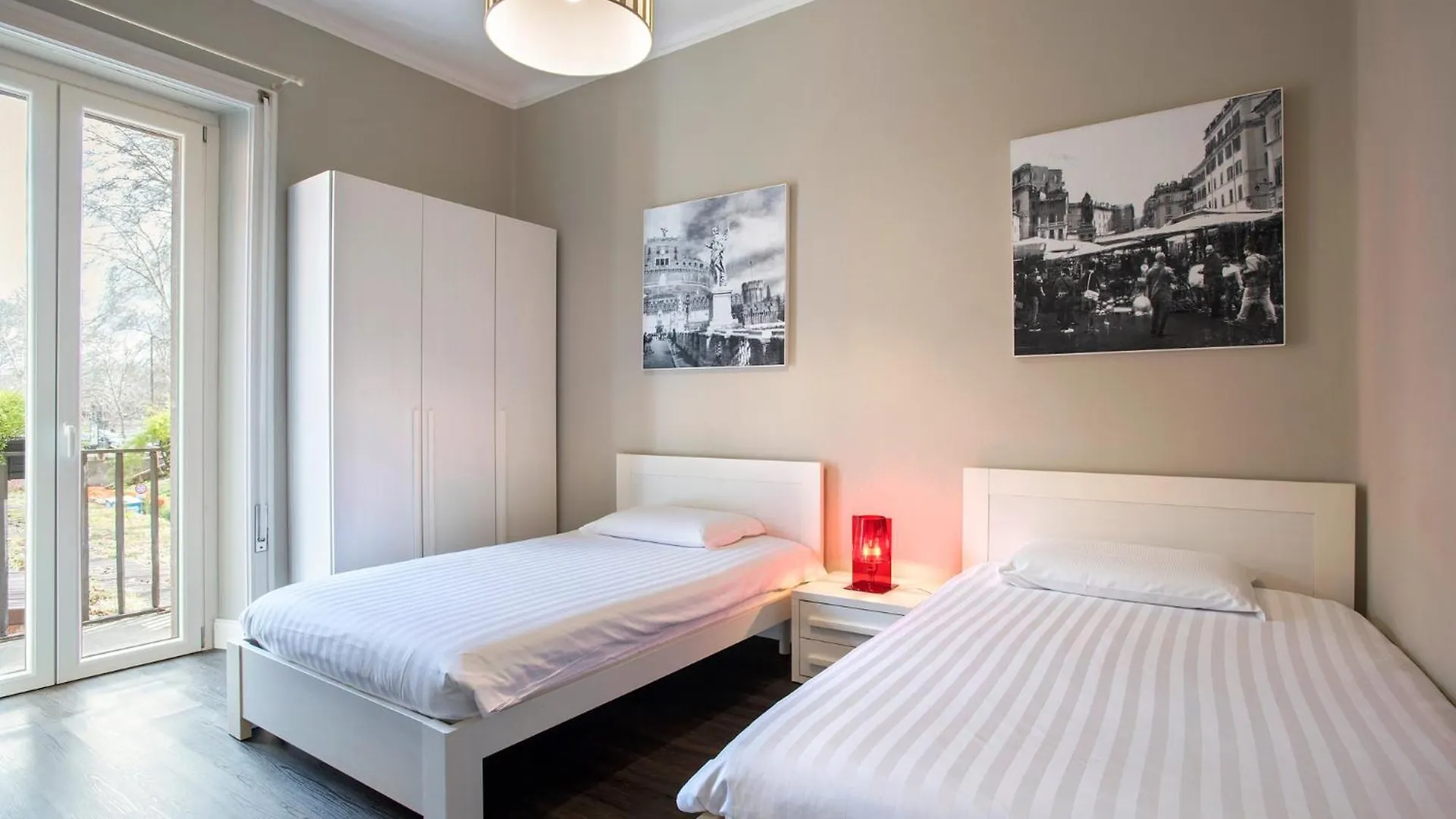Gonfalone 6 Bed & Breakfast Rome Italy