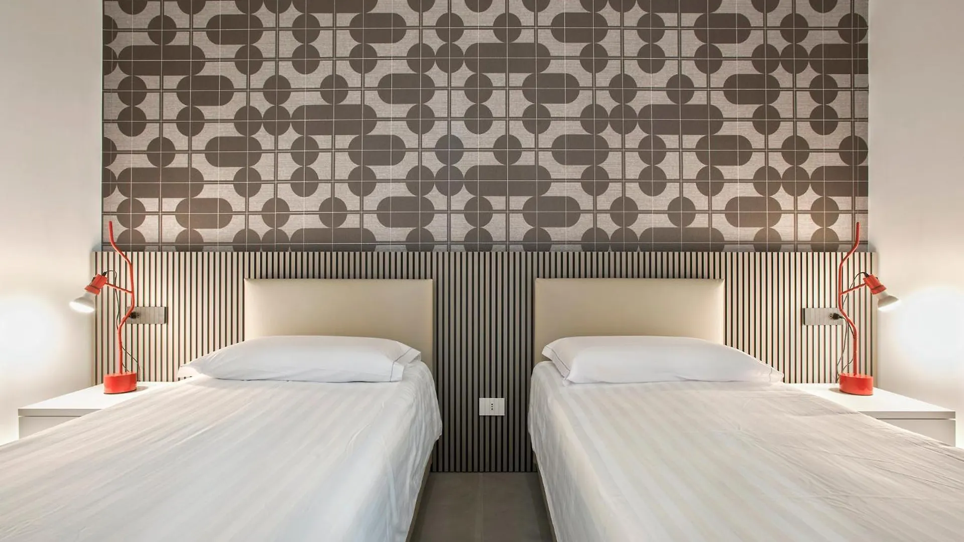 *****  Gonfalone 6 Bed & Breakfast Rome Italy